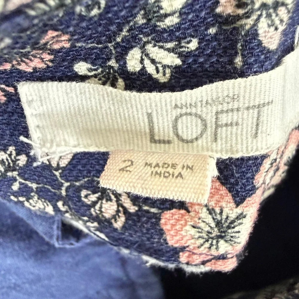 Ann Taylor LOFT Shorts Women 2 Riviera Short Navy Floral Jacquard Pink Rose